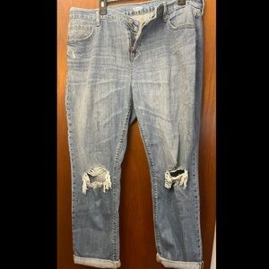 Old Navy mid rise boyfriend jeans size 14 worn a few times